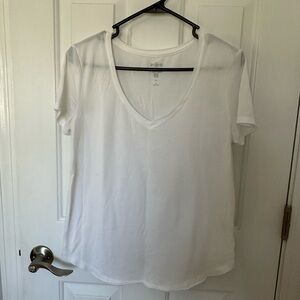 Casual White V-Neck T-Shirt